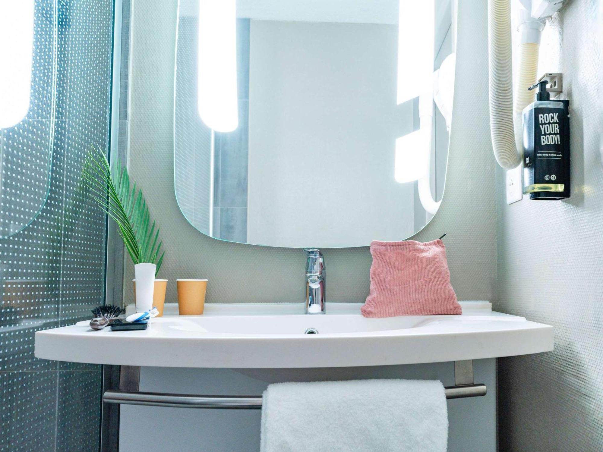 Hotel Ibis Cognac Centre Ngoại thất bức ảnh